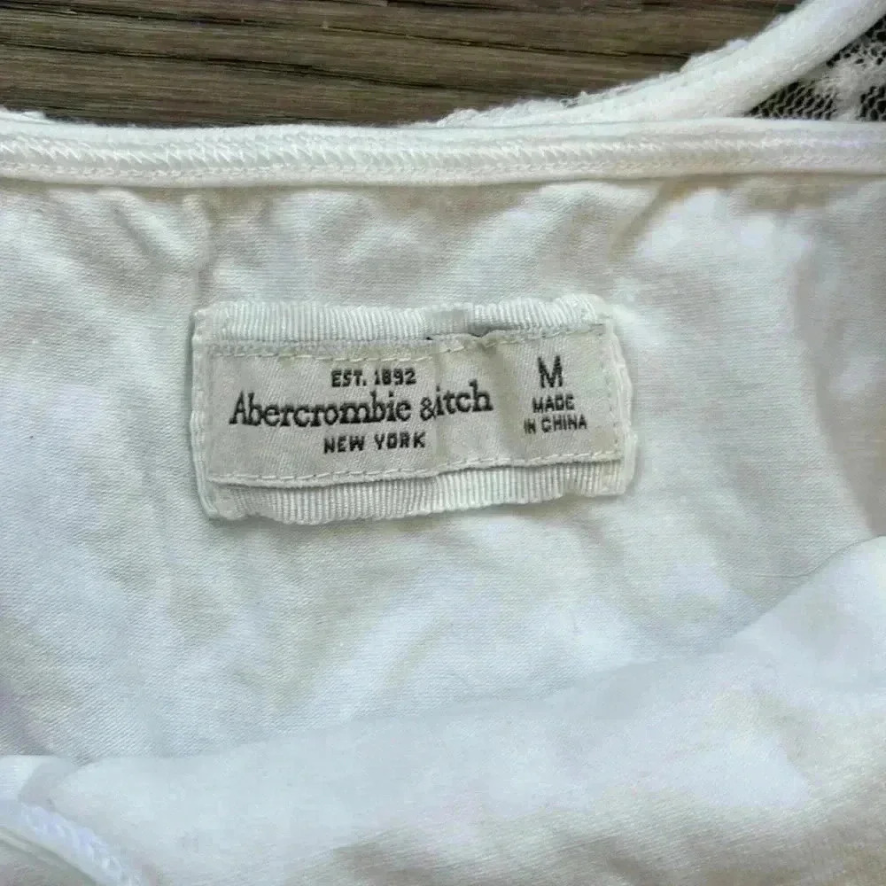 🔥Abercrombie & Fitch🔥 |  Off white lace floral crochet mini dress - Picture 10 of 12